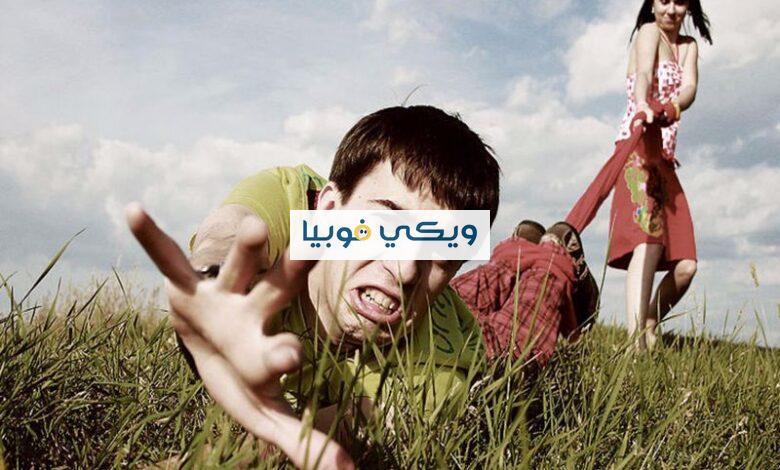 فوبيا الرجال من النساء؟ حين تنقلب الآية ويخشى الرجل المرأة فوبيا الرجال من النساء